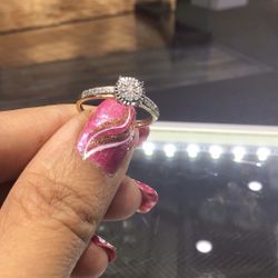 10k Gold Diamond Lady’s Ring Size 7 Available In Stock ..💎💎💎💎