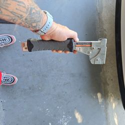 Heavy Duty Hammer Tacker