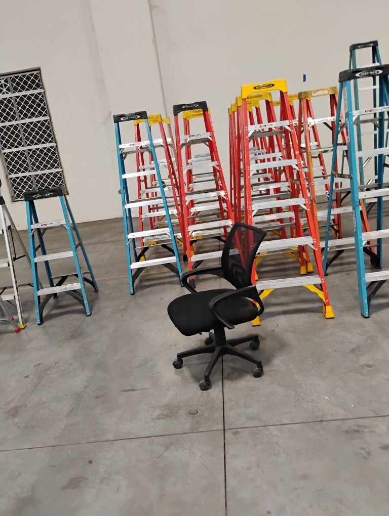 6 Ft Step Ladders