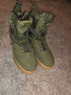 Nike SF Air Force 1 Faded Olive (Olive shoes/boots)