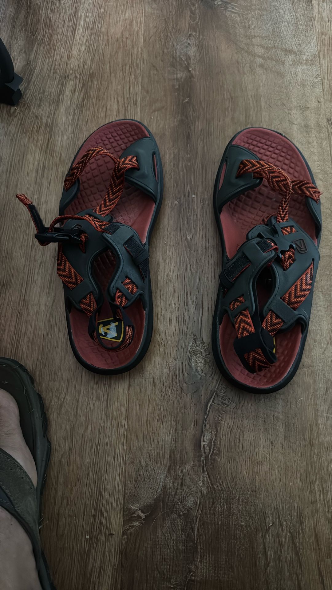 Sandals Keen Brand Size 9.5 Used 