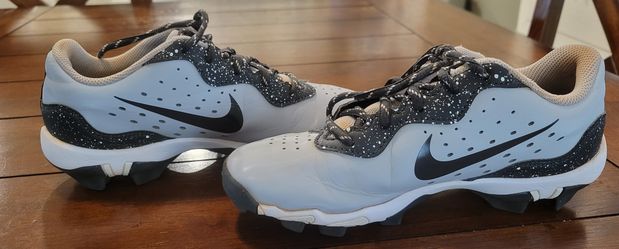 Nike Baseball Cleats Size 3.5Y