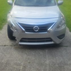 2019 Nissan Versa 
