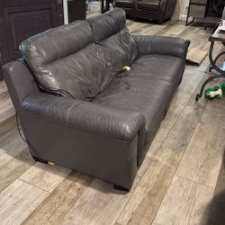 Free Loveseat And Sofa