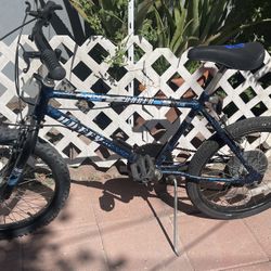 Huffy Kid/Youth Mountain Bike 