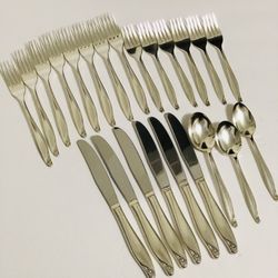 Wm A ROGERS Silver Overlaid Oneida Flatware - Flowertime Pattern