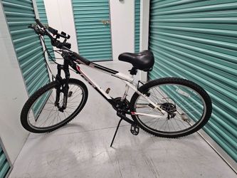 GT Aggressor Mountain Bike