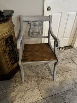 Vintage Chair 