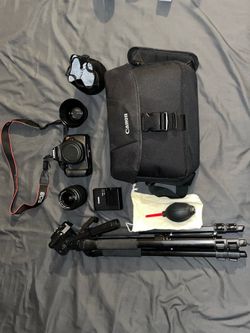 Canon EOS Rebel T5 Camera Set