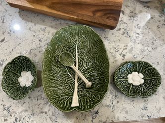 Vintage Olfaire Cabbage Serving Dish Set