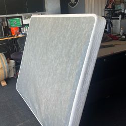 Queen Size Mattress box