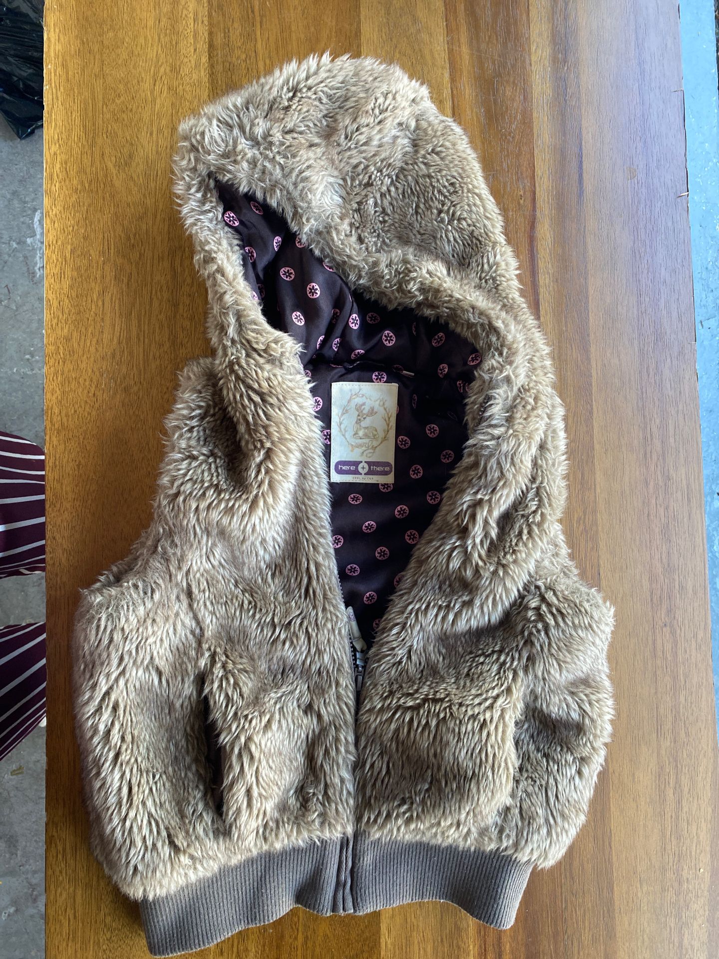 Adorable hooded fur vest size small medium