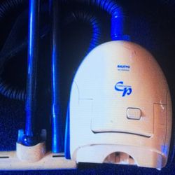 Sanyo Canister Vacuum Cleaner