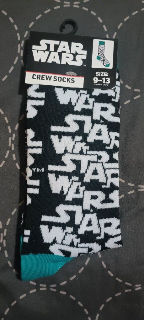 LOOKING FOR THOSE STAR WARS FANS.