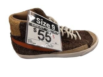Nike Dm7581-200 Brown