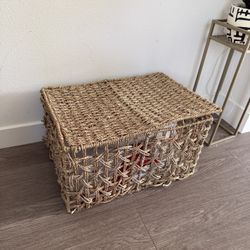 Wicker Basket With Lid