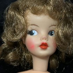 1960’s VINTAGE Ideal TAMMY DOLL no Clothes