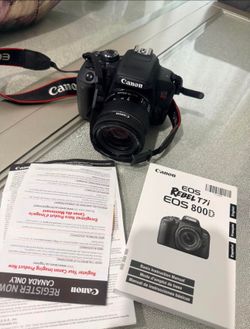 Canon EOS Rebel T7i DSLR Camera-Perfect Condition