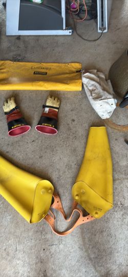 electrical lineman safety gear