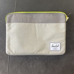 Herschel Anchor Sleeve For Laptops 