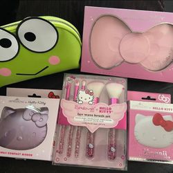 Hello kitty bundle NEW  Two impression hello kitty compact mirrors, Keroppi Sanrio Creme makeup pouch,Hello kitty makeup brushes, Hello Kitty® Bow LED