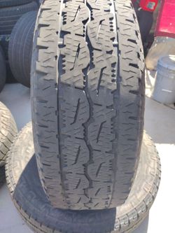 Used tires 275/70/18 set of 2