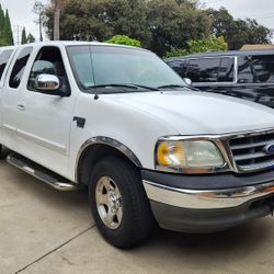 2002 Ford F150 Triton V8 XLT