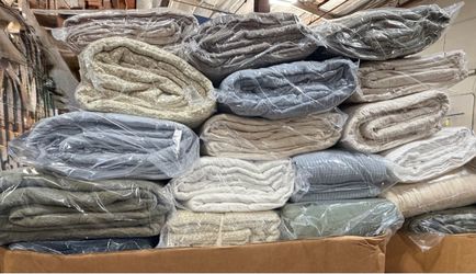 Velvet/Cotton Quilts 🔥🔥 Wholesale or Single Pieces 🔥🔥