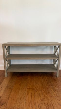 Entry way table