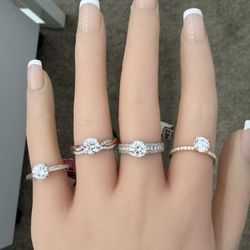 2.50 14KT Lab Grown IGI Certified Round Shaped Diamond Ring 