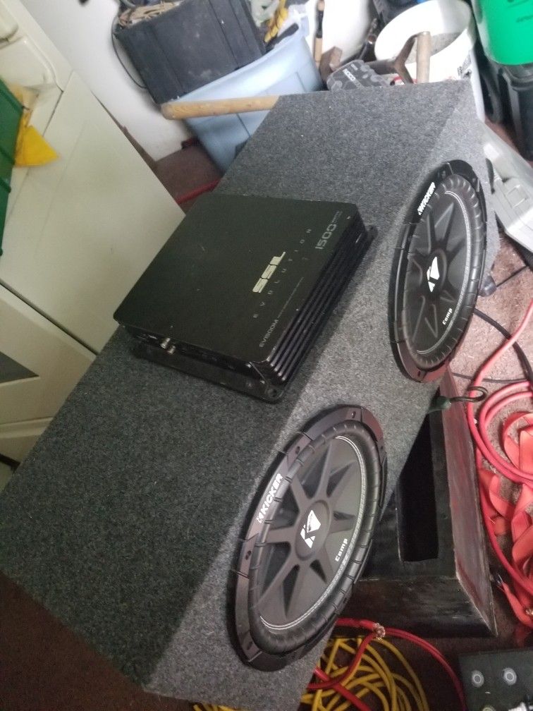 Subwoofer Kicker Con Amplificador $300