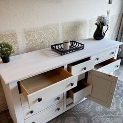 Broyhill Dresser, Side Table, Buffet