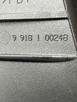 Lexus Cargo Cover Storage