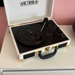 Victrola Bluetooth Turntable 