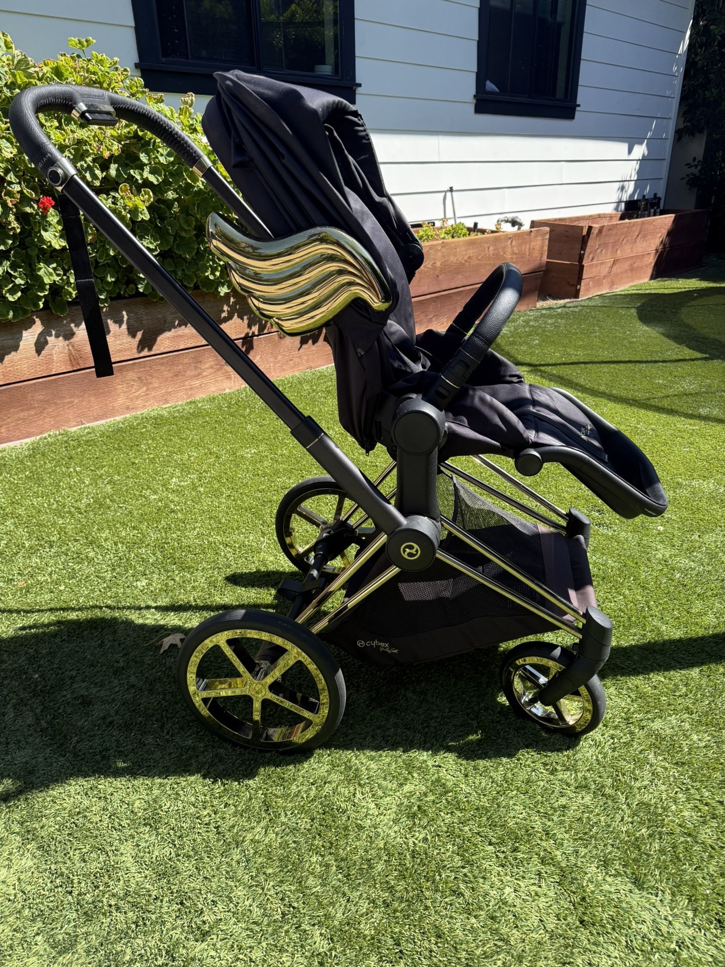 CYBEX Platinum Priam Jeremy Scott - Wings (Stroller,Lux carry cot and Car seat)