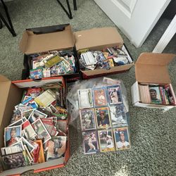 hundreds of baseball cards from 1980s- 2020