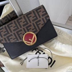 FENDI Crossbody w/ Chain