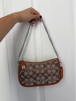 Coach Swinger Crystal 20