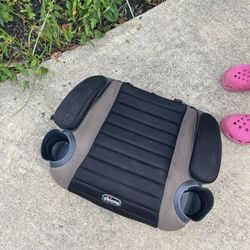 Chico Booster Seat 