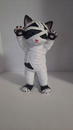 Halloween Mummy Cat Figurine