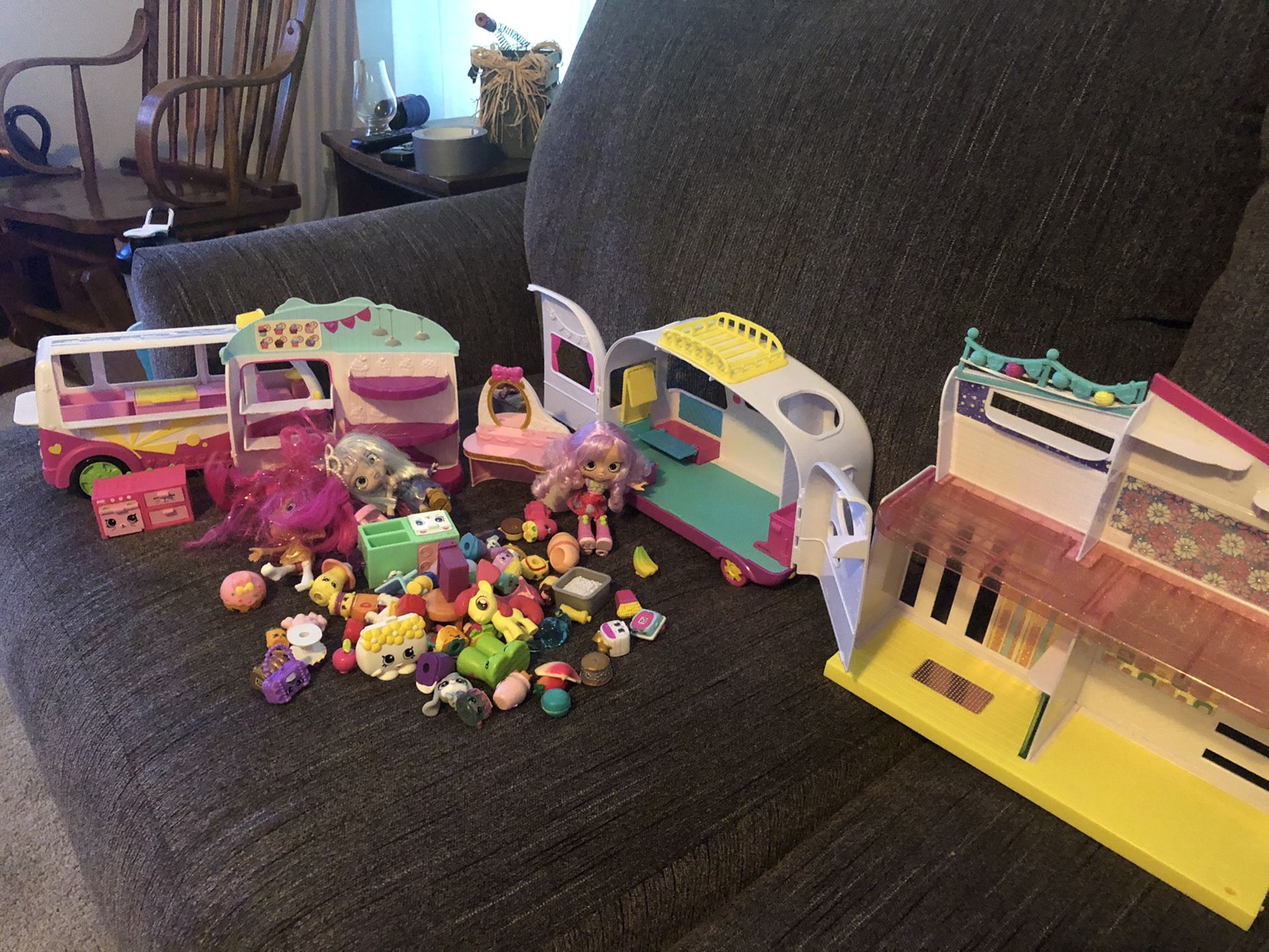Whole bunch of shopkins