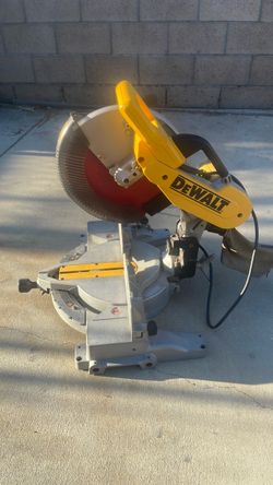 Dewalt table saw 12”
