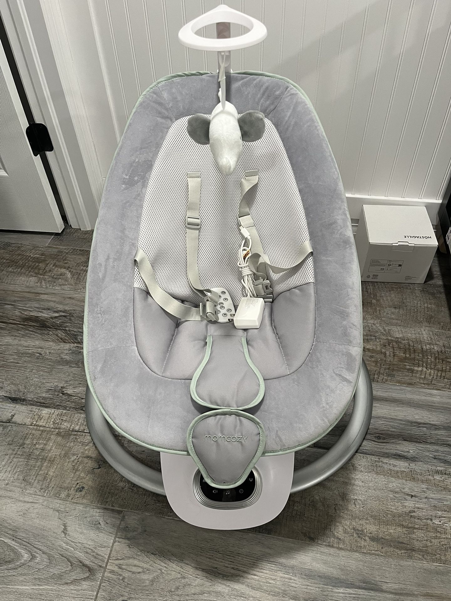 Momcozy CocoSway 3D Motion Baby Swing