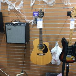 Niscan Guitar