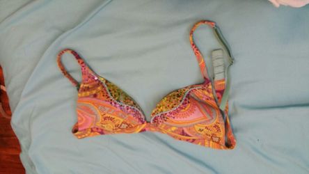 Victorias secret bra 32D
