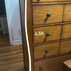 High End Dresser