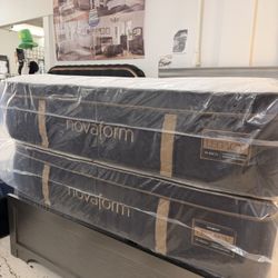 New NOVAFORM Queen Size Legacy Premier Support Hybrid Mattress 