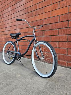 Schwinn 26 inch beach cruiser bike $170