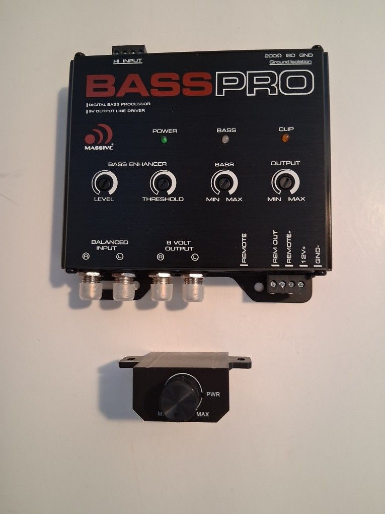 MASSIVE AUDIODIGITALBASSPROCESSORWITH9VLINEDRIVER ( BRAND NEW PRICE IS LOWEST )