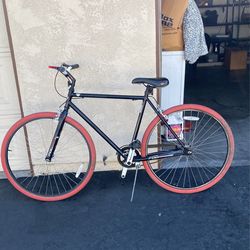 Kent 700 Fixie Bike